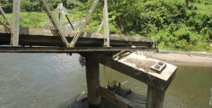 Warga Minut Sesalkan Bupati Sompie Lamban Perjuangkan Pembangunan Jembatan Kuwil