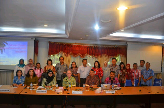 Palandung.JPG Palandung Buka Rakor Pembinaan Keluarga Berencana Provinsi Sulut