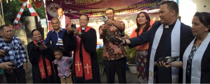Harley Mangindaan Hadiri Peresmian & Pentahbisan Gereja GMIM Tasik Tiberias Sindulang 2