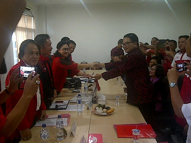 Sario-20150513-06523.jpg John Runtuwene: Epe Bilang Begini