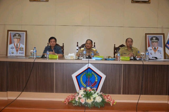 Sompie-BBGRM.JPG Bupati Singal Akui Pemkab dan Masyarakat Minut Siap Sambut Presiden