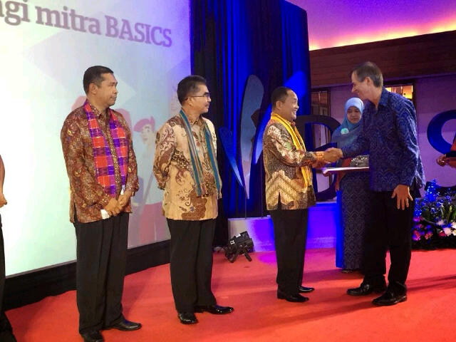 wagub-basics.jpg Wagub Kansil Terima Penghargaan Basics Kanada