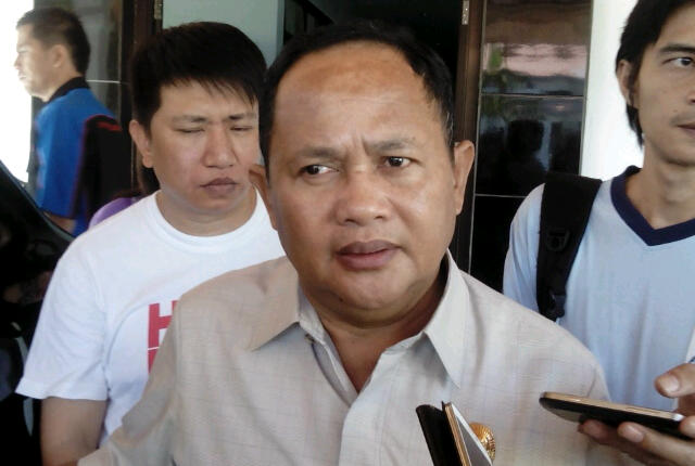 wagub-kansil-pokja-ksehatan.jpg Wagub Kansil Akui Tim Kesehatan Sudah Siap dengan Mobil Ambulance dan Posko Kesehatan