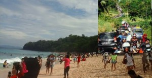 Pengunjung Pantai Pal Membludak, Macet Sampai Puluhan Kilo