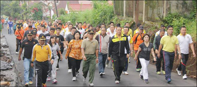 HUT Bhayangkara ke-69, Pemkot - Polres Tomohon Gelar Olahraga Bersama