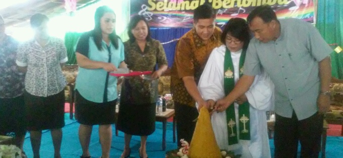 Jemaat GMIM Wilayah Bunaken Diajak Perkokoh Kebersamaan