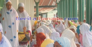 Ini Cara Mengetahui Berapa Banyak Orang Yang Shalat Idul Fitri