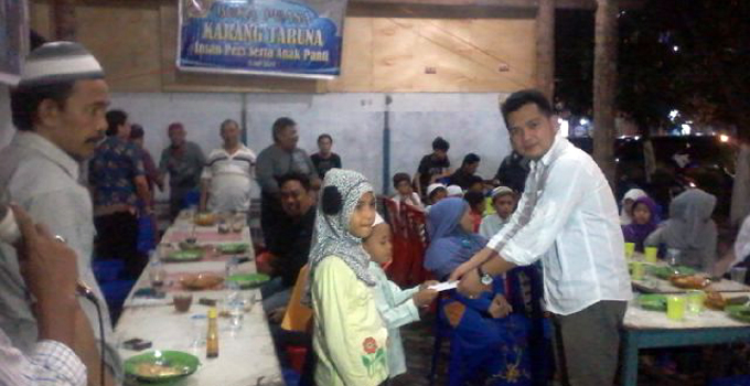 Karang Taruna Bitung Ajak Anak Yatim Buka Puasa Bersama