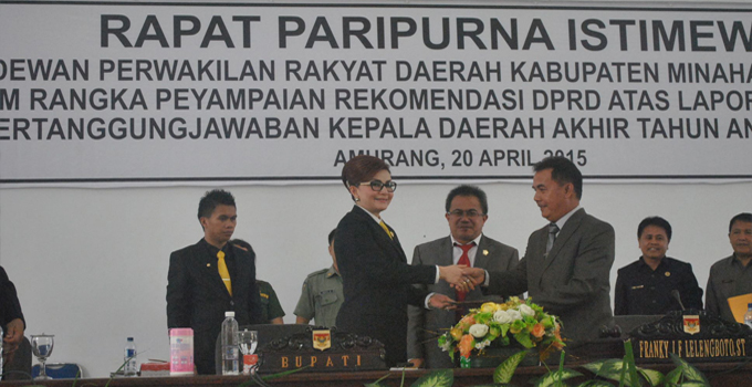 5 Fraksi DPRD Minsel Sampaikan Setuju dan Menerima LPJ APBD 2014 Dibahas 9 paripurna dprd minsel ccc