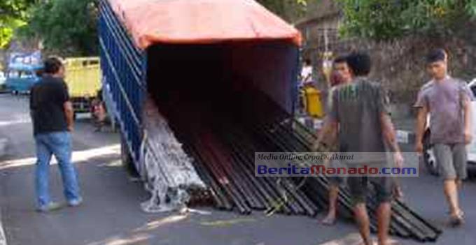 Diduga Kelebihan Muatan, Truk Oleng 10 truk Kelebihan Muatan2