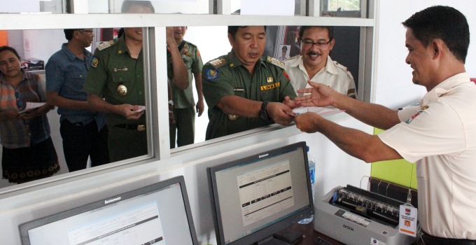 BERITA FOTO: James Sumendap-Ronald Kandoli Pelopor Sadar Pajak