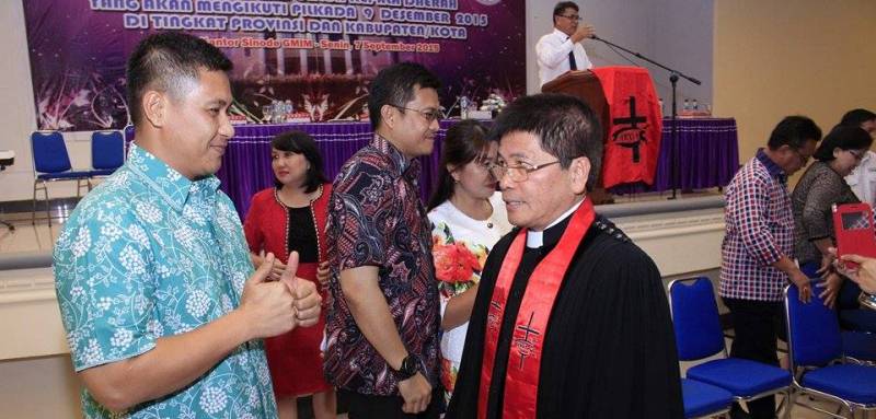 Nama Harley Mangindaan Disebut Khusus Dalam Panggilan Pemberkatan Pengutusan Sinode GMIM