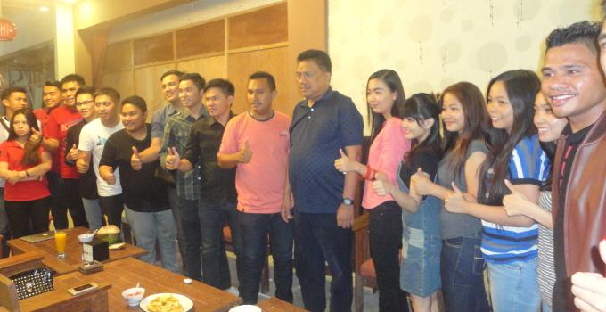 Olly Juga Siapkan Beasiswa bagi Anak-Anak Pendeta dan Gembala
