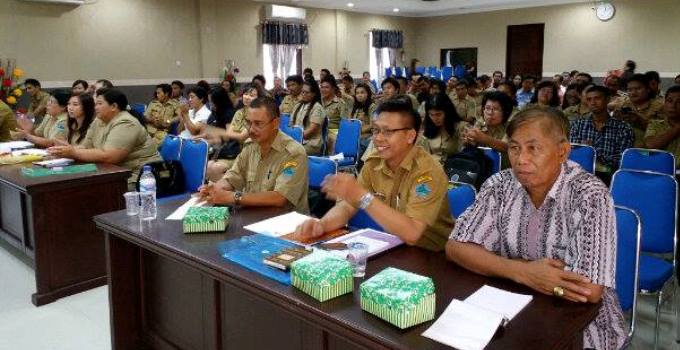 Sekdes/Seklur Dilatih Soal Pengelolaan Arsip