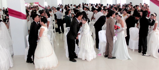 Pemkab Mitra Gelar Nikah Massal Bagi 176 Pasang 12 acara khusus 3