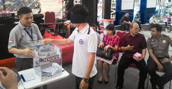 Dari Talaud ke itCenter Bawa Pulang Sepeda Motor Honda Revo Fit