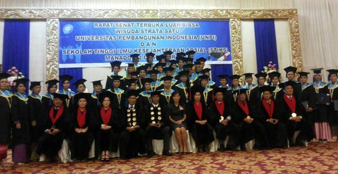 UNPI Mengukuhkan 318 Wisudawan dan Wisudawati