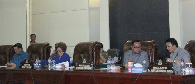 Paripurna Nota Pengantar Keuangan Ranperda APBD Tahun 2016