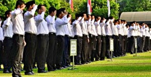 Kemendagri Tetapkan Warna Seragam ASN Setiap Kamis