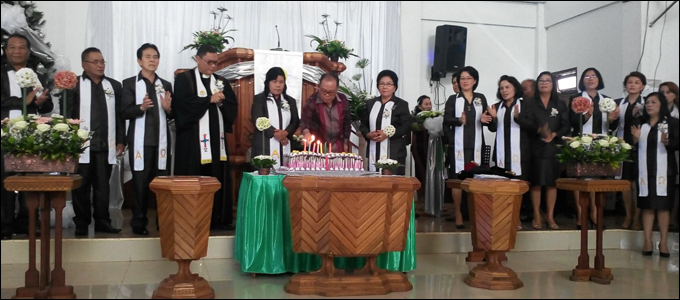 Jemaat GMIM Efrata Kamasi-Kamasi I Peringati HUT ke-7