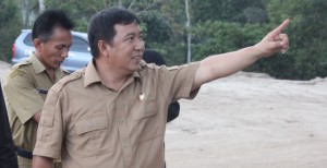 Bupati Sumendap Layak Dinobatkan Bapak Pembangunan