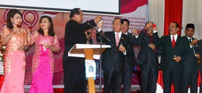 Pemkot Ajak Masyarakat Tetap Bergandengan Tangan Bangun Bitung Lebih Maju