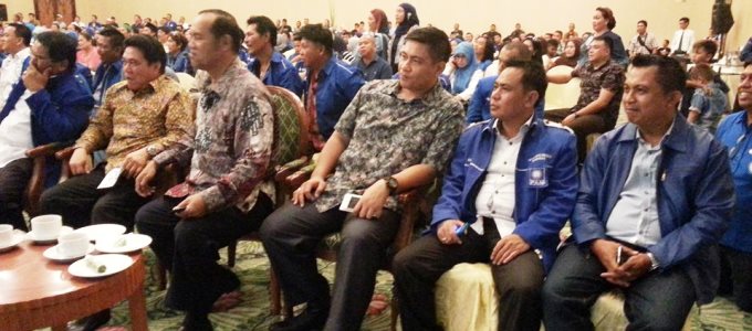 Zulkifli Hasan: Harley Mangindaan Dekat Dengan PAN