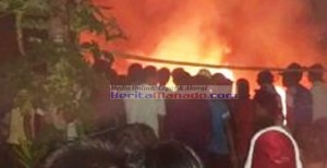 Rumah Warga di Tombatu Rata Tanah Dilalap Si Jago Merah