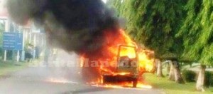 Ini Kronologi Kebakaran Mobil di Bandara Sam Ratulangi