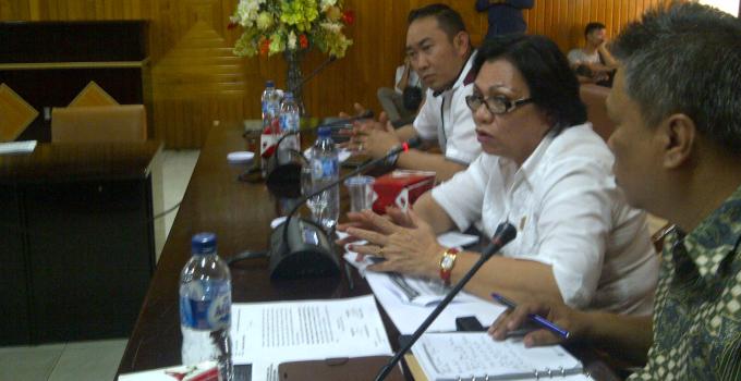 Rawan Kecelakaan, Adriana Dondokambey: "Sedangkan kita mo pigi kolom so tako"