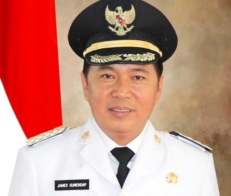 Bupati James Sumendap Hadiri Serah Terima Gubernur Sulut
