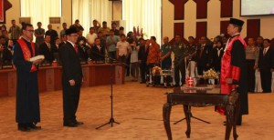Resmi Ketua DPRD Sulut, Ini Kalimat Pertama Andrei Angouw
