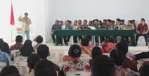 Bupati Sumendap Rakor dengan Hukum Tua se-Mitra