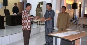 Bupati Rotinsulu Dengarkan Hasil Reses Legislator