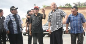 Sumarsono-Rotinsulu Pantau Jalan Tol