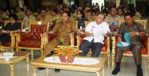 Bupati Rotinsulu Ikuti Raker Kepala Daerah se-Sulut