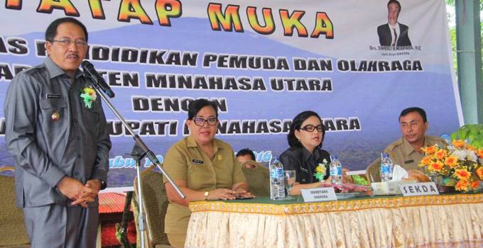 Ribuan Guru Silaturahmi Bersama Bupati Herry Rotinsulu