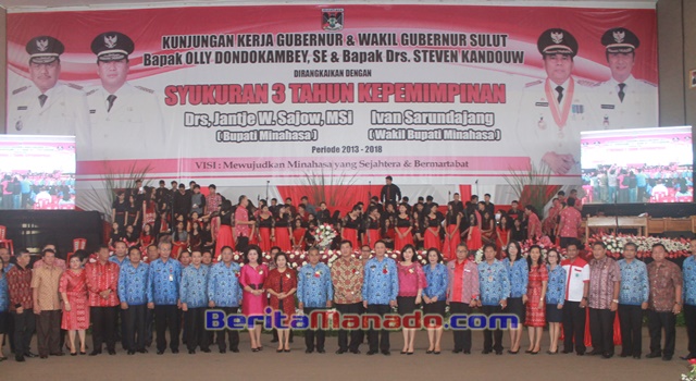 Foto Bersama Jajaran Pemkab Minahasa