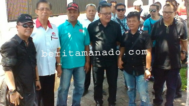 Wakil Walikota Hingga Anggota DPRD Ikut Hadir di Demo Perikanan