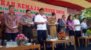 Bupati Paruntu dan Wakil bersama Gubernur dan Kapolda Sulut Rayakan Paskah dengan Remaja GMIM