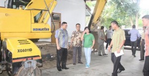 Joppi Lengkong Sidak Dinas PU, PD Klabat dan PDAM