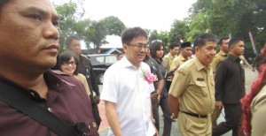 Tinjau Ujian Nasional, Andrei Angouw Motivasi Pelajar Jadi Seperti Dr Sam Ratulangi