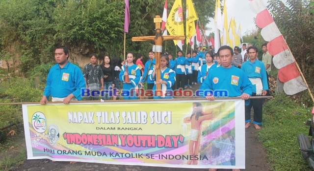 THS-THM Jadi Pembawa Salib IYD