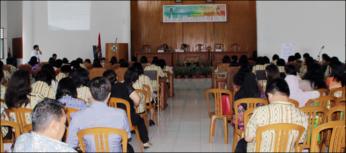 Sekretaris Kota Tomohon Buka Sosialisasi Pengembangan Minat Dan Budaya Baca