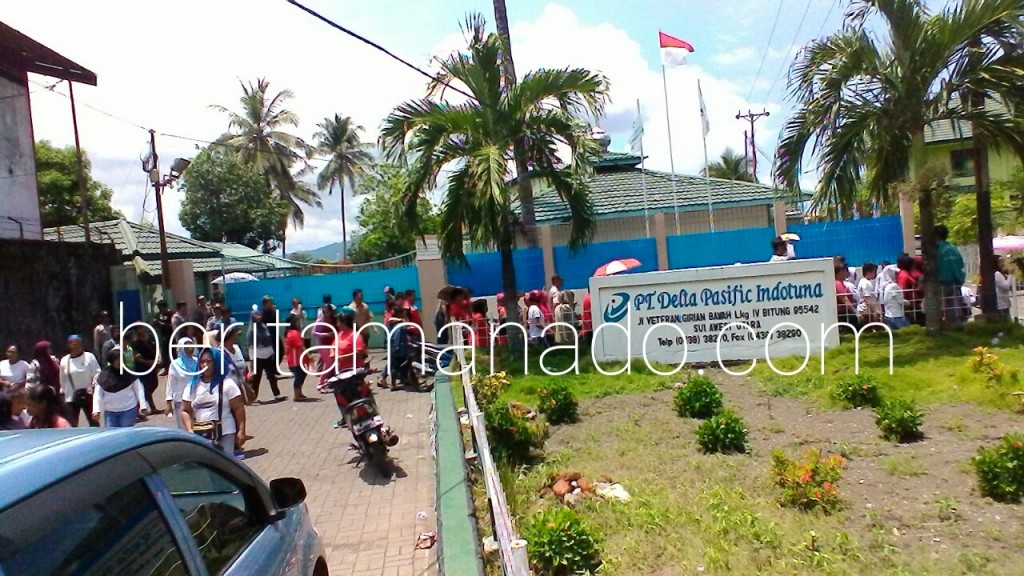 Diduga Hindari THR, Puluhan Karyawan PT Delta Bitung Diberhentikan