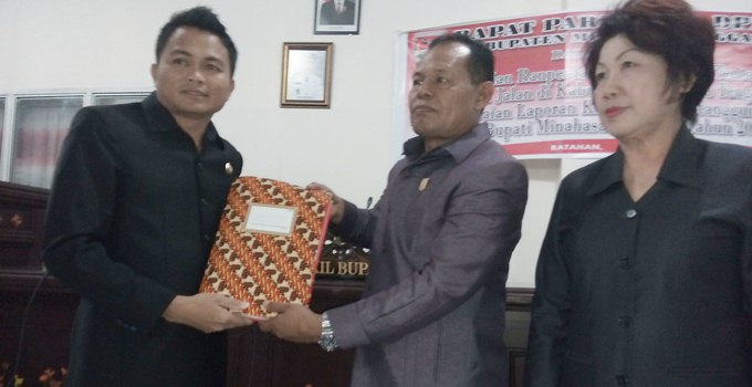 Wabup Ronald Kandoli Sampaikan LKPJ Tahun 2015