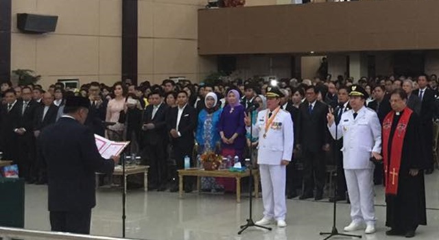 Denny Kalangi Ucapkan Selamat Kepada VICKY LUMENTUT dan MOR BASTIAN
