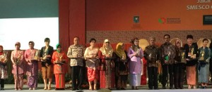 RITHA TAMUNTUAN Bawa Sulut Sabet Dekranas Award