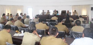 Wakil Bupati RONALD KANDOLI Warning Sejumlah SKPD
