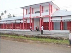 Pedagang Pertanyakan Kapan Pasar Rakyat Tombatu Difungsikan
